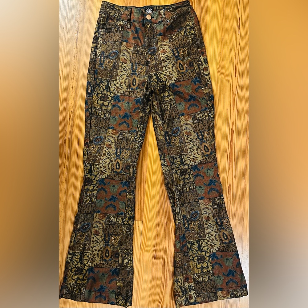 Urban Outfitters BDG Patchwork Floral Drnim Pants 26 Flared Boho Retro Fall